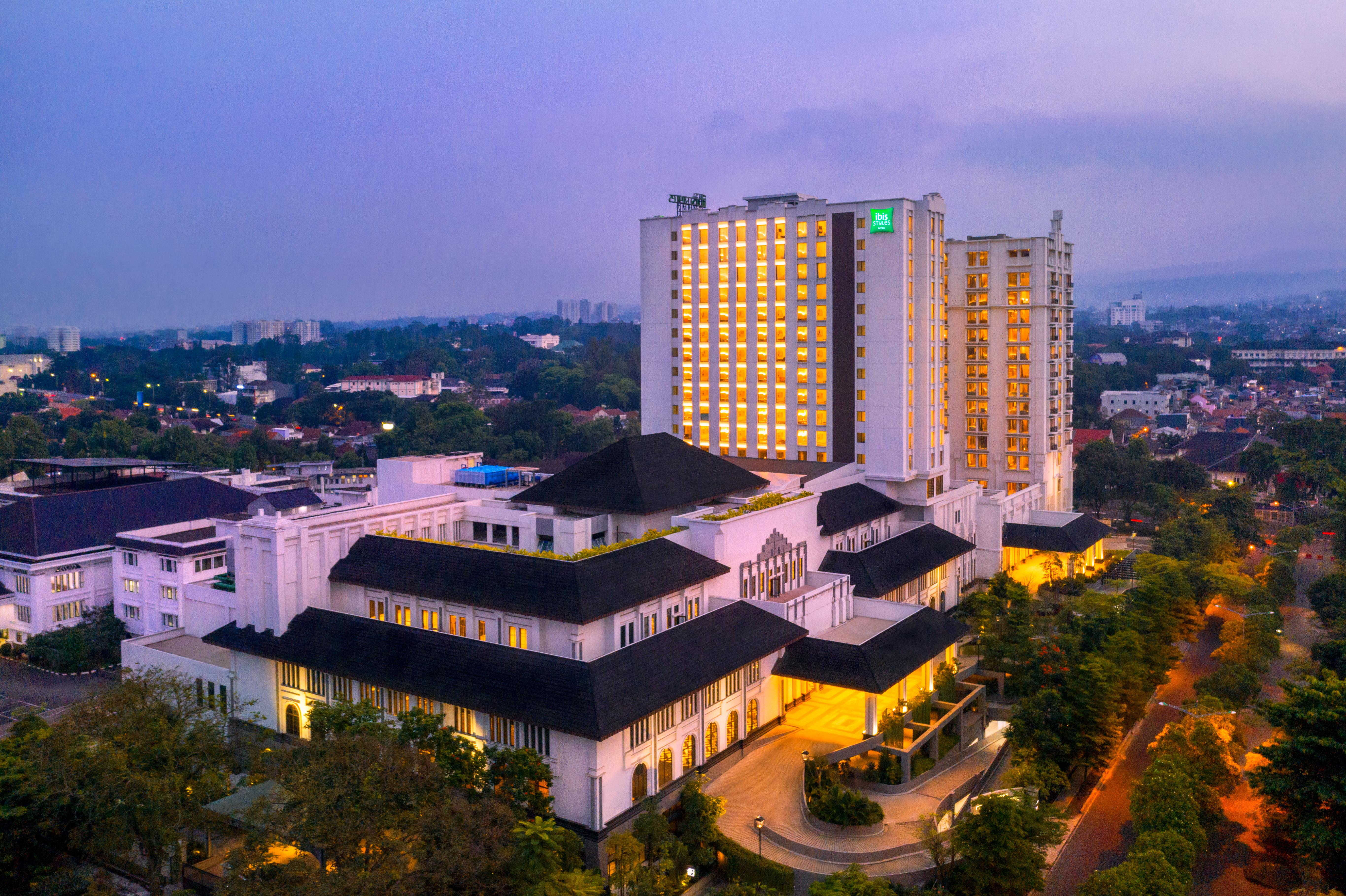 Ibis Styles Bandung Grand Central Екстер'єр фото